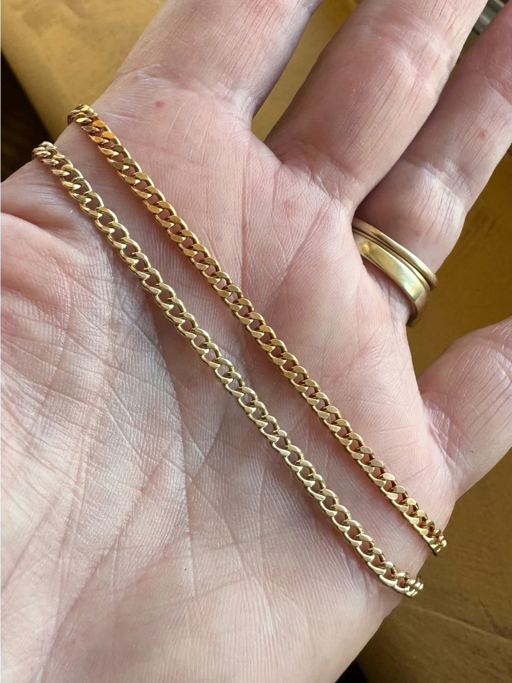 Mejuri 14k Gold Curb Chain - Picture 5 of 12